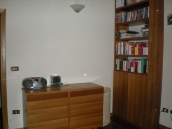 Affitto bilocale zona saffi - Camera da letto