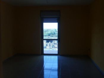 Trilocale con balcone Giugliano In Campania