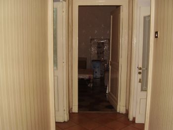 Via della croce rossa 4 vani