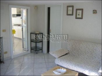 Villa arredata con balcone Palese