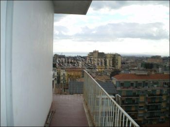 Appartamento arredato con balcone Centro