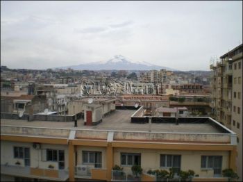 Appartamento arredato con balcone Centro