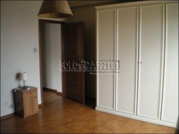 Appartamento arredato con balcone Centro