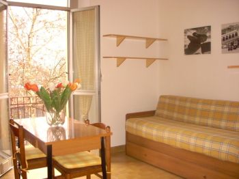Monolocale viale certosa - Camera da letto