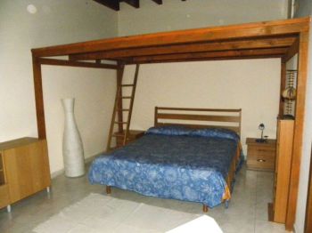 Affittasi bilocale - Camera da letto