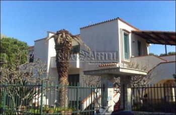 Bilocale arredato con posto auto Palermo
