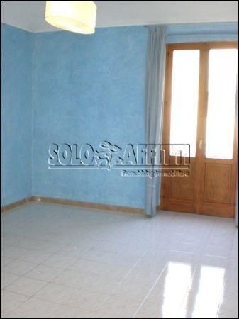 Trilocale arredato con balcone Barriera milano