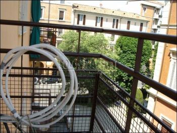 Appartamento arredato con balcone Bologna