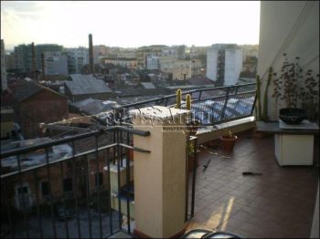 Appartamento studenti con balcone V.le libert�