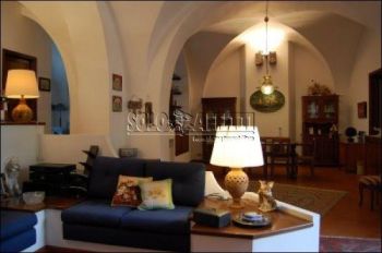 Appartamento arredato con giardino Acireale
