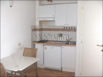 Monolocale arredato con terrazzo Prenestina