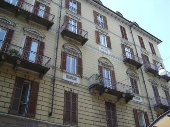 Casa con balcone Centro