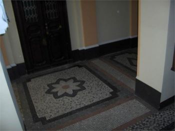 Casa con balcone San donato