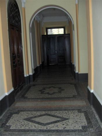 Casa con balcone San donato