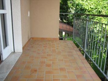 Trilocale con posto auto e terrazzo