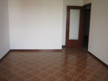 Trilocale con posto auto e terrazzo