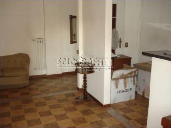 Appartamento arredato con balcone Cologno Monzese