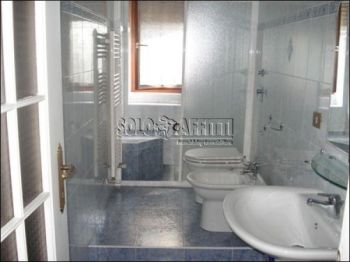 Appartamento arredato con balcone Cologno Monzese