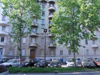 To - piazza Bernini - Vista esterna