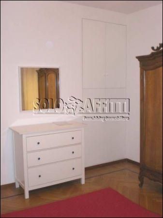 Trilocale arredato con balcone Crocetta