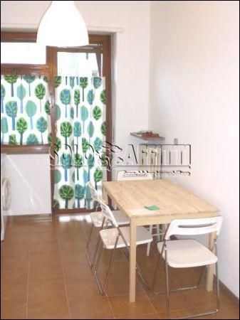 Trilocale arredato con balcone Crocetta