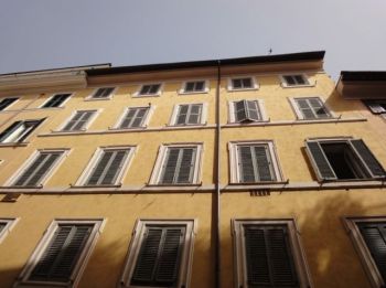 Monolocale arredato con aria condizionata