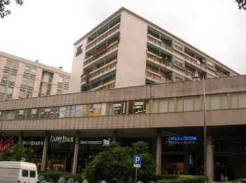 Appartamento arredato con terrazzo Centro - Altre fotografie