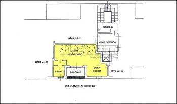 Monolocale con balcone Zona via dante