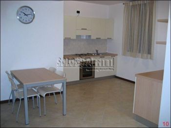 Monolocale con balcone Zona via dante