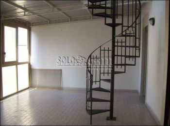 Trilocale con balcone e terrazzo Palermo