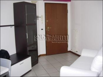 Monolocale con balcone e garage S. mauro in valle