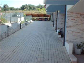 Villa con giardino e balcone Colli