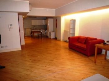 Loft arredato con aria condizionata
