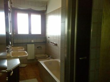 Casa arredata con terrazzo Ospiate - Altre fotografie