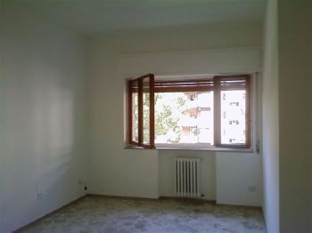 Appartamento con garage Poggiofranco polivalente - Camera da letto