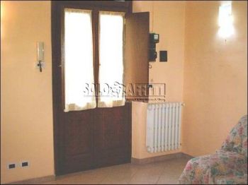 Monolocale arredato con balcone Crocetta