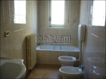 Trilocale con balcone Barriera milano
