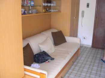 Monolocale arredato con balcone Viale riviera