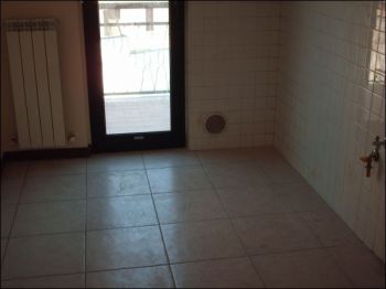 Villa arredata con posto auto Universita'