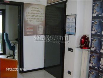 Trilocale con posto auto e balcone S. girolamo