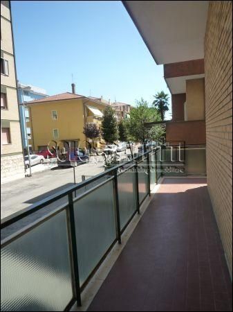 Casa arredata con balcone San giuliano mare