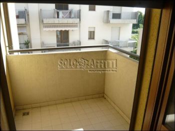 Appartamento arredato con balcone Marechiese