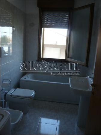 Appartamento arredato con balcone Marechiese