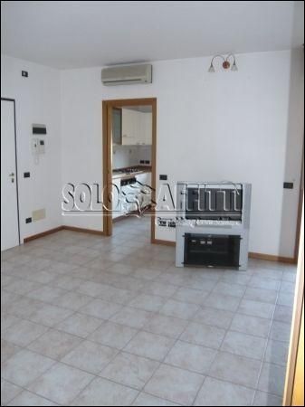 Appartamento arredato con balcone Marechiese