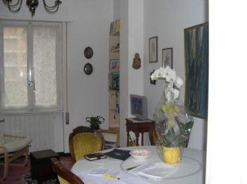 Casa arredata con balcone Via stella