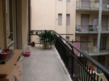 Casa arredata con balcone Via stella