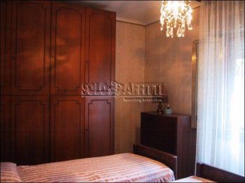 Trilocale arredato con posto auto Mazzini