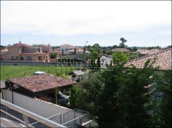 Monolocale con terrazzo Casal palocco