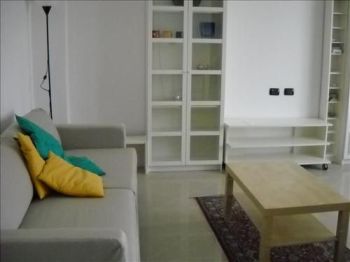 Appartamento arredato con terrazzo Milano