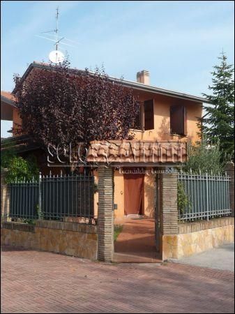 Villa con giardino e garage Rimini